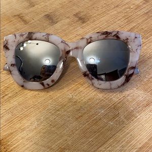 Quay Marble Sunglasses
